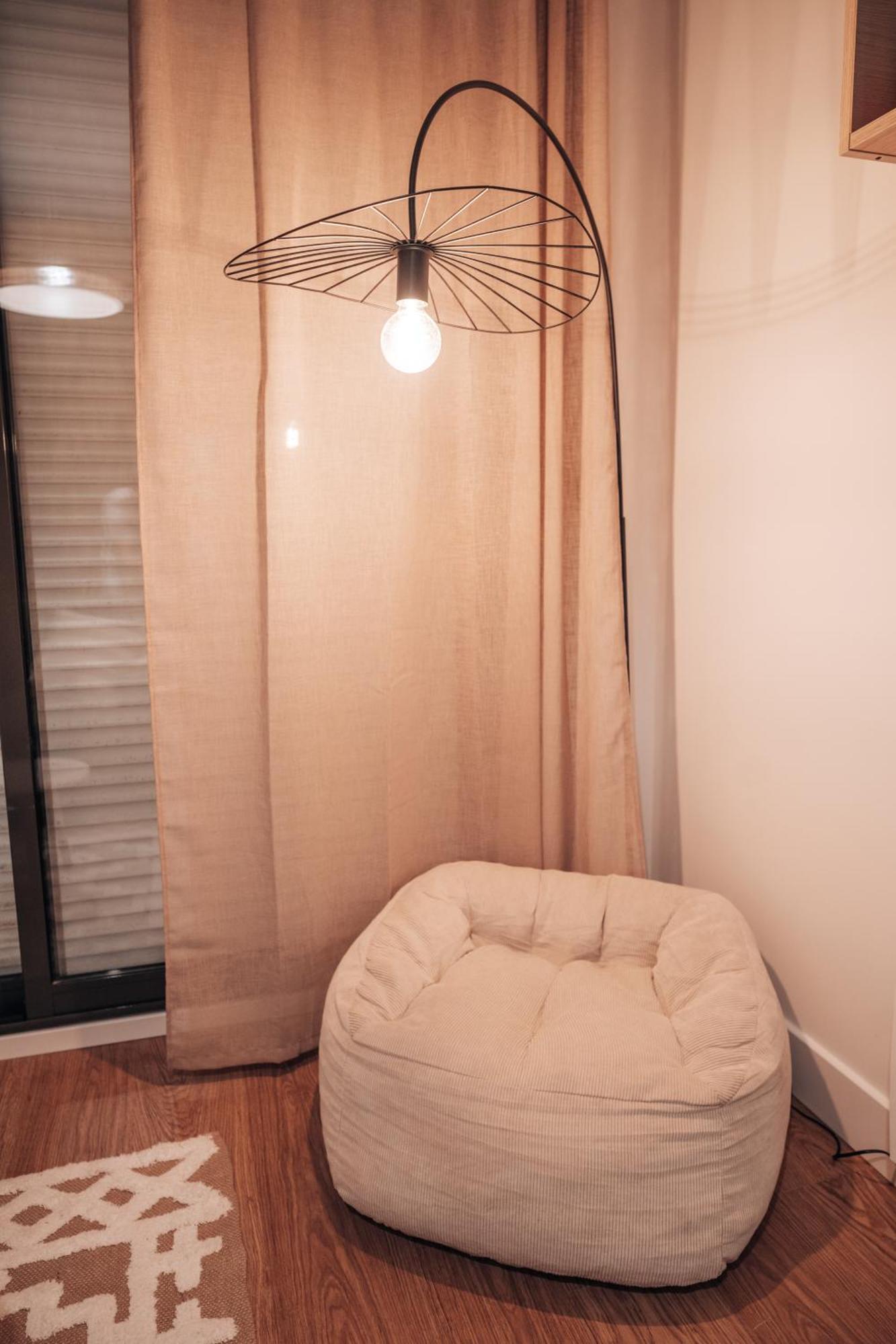 Apartment Le Terra - T2 Equipe Avec Parking Et Terrasse Cholet